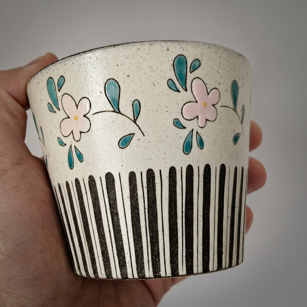 Artisan Scalloped Gingham Ceramic Tumbler | Handmade Wabi-Sabi Tea Cup