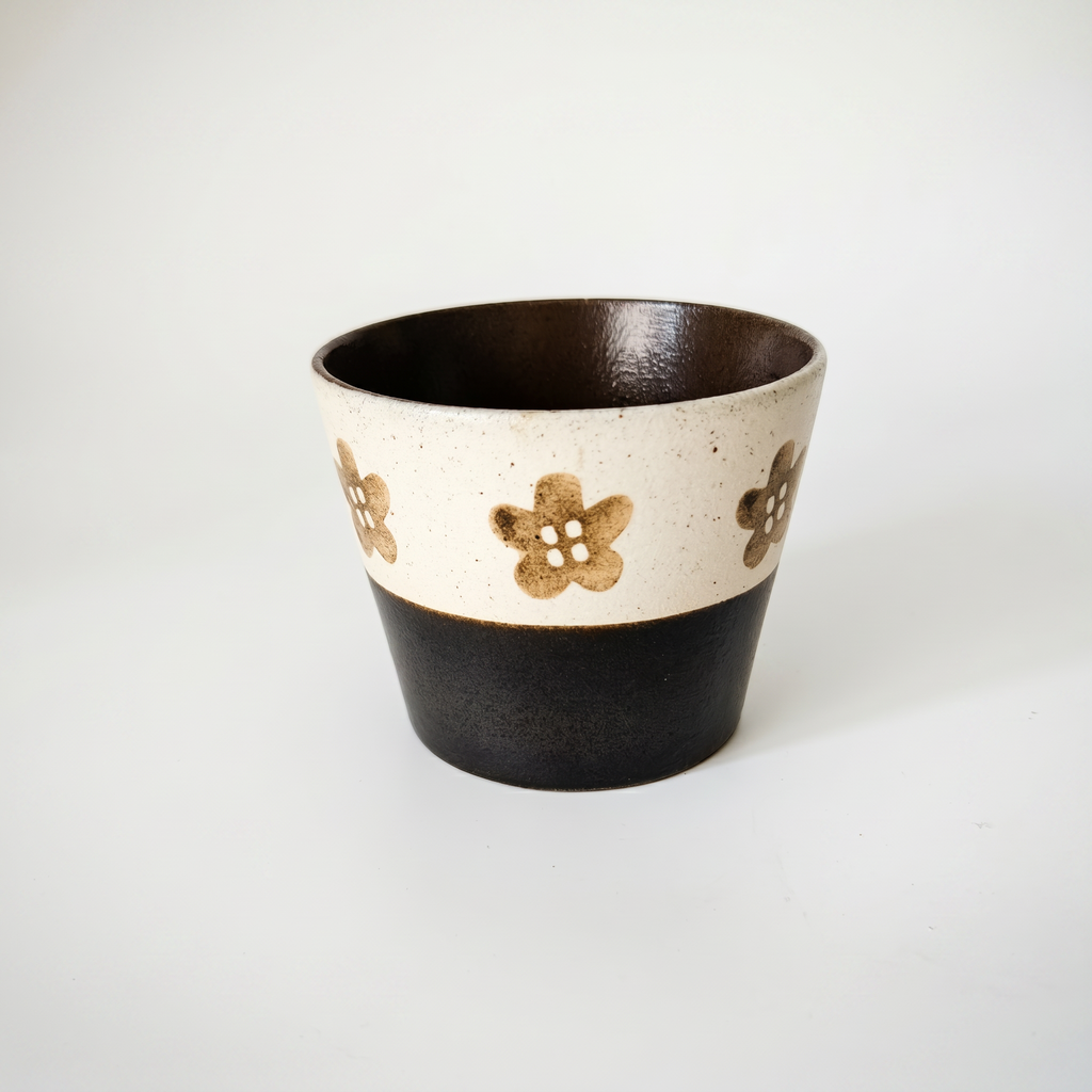 Hand-Painted Floral Ceramic Mug | Black & Cream Two-Tone Yunomi