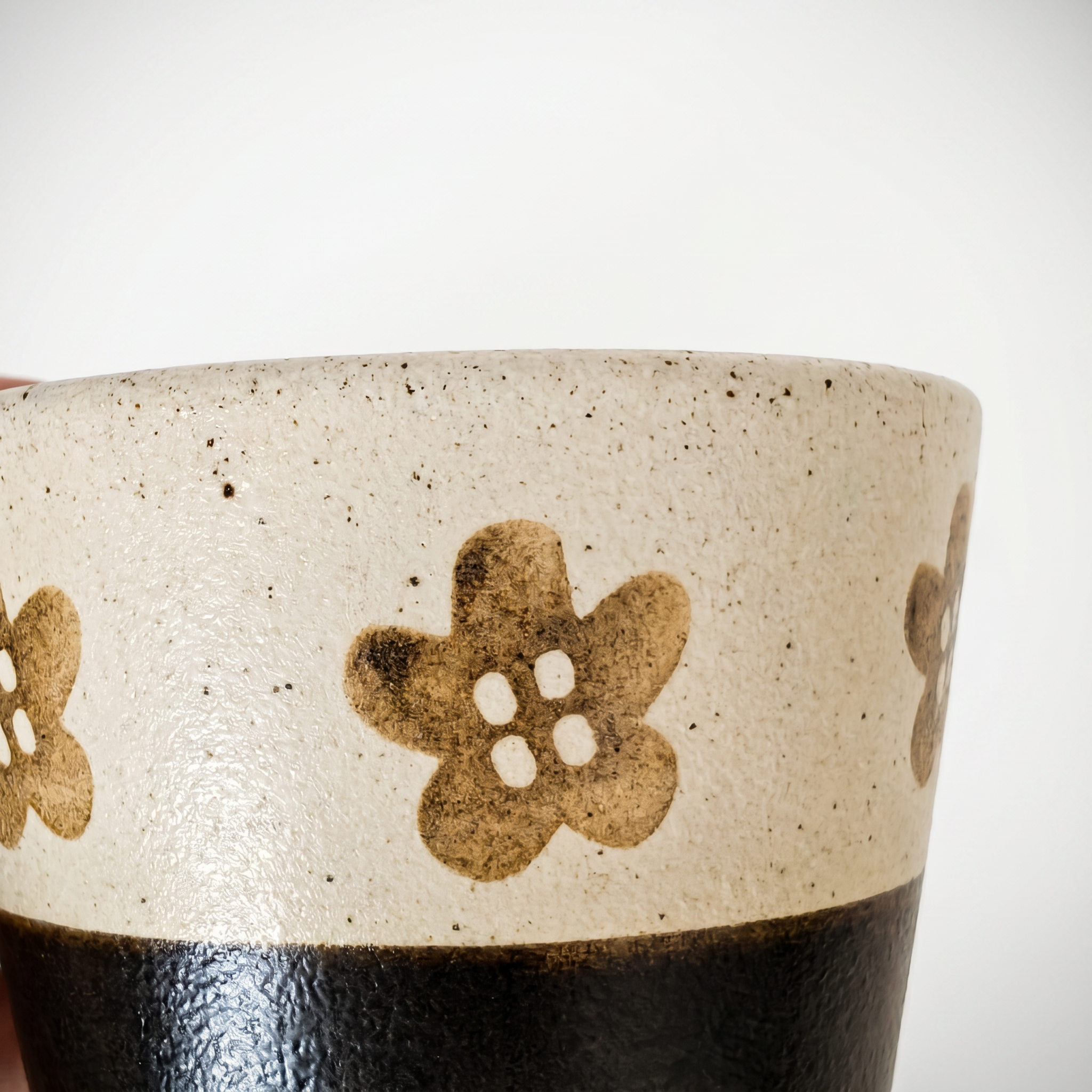 Hand-Painted Floral Ceramic Mug | Black & Cream Two-Tone Yunomi